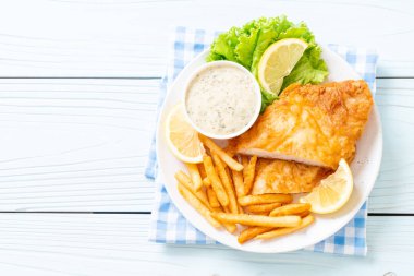 Balık ve cips - sağlıksız gıda