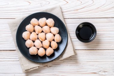 Çin karides pişmiş hamur tatlısı - Asya gıda tarzı