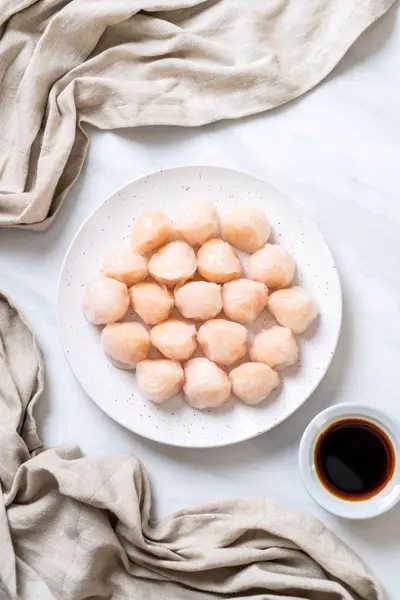 Çin karides pişmiş hamur tatlısı - Asya gıda tarzı