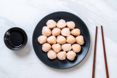 Çin karides pişmiş hamur tatlısı - Asya gıda tarzı