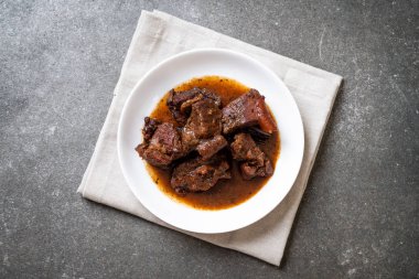 herb - Phuket Tayland geleneksel gıda tarzı ile domuz eti güveç