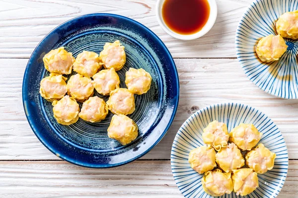 Karides Çince buğulanmış Dumpling sos ile