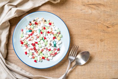 hap, ilaç, eczane, ilaç veya tıbbi plaka - healthycare kavramı üzerinde