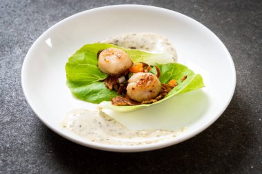 Sebzeli ızgara tarak shell