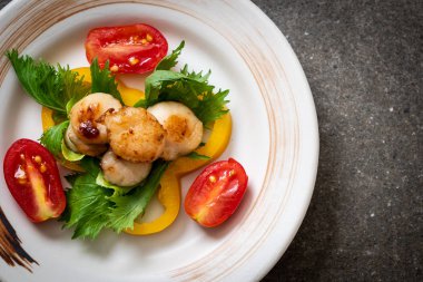 Sebzeli ızgara tarak shell