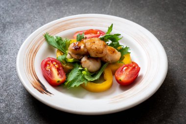 Sebzeli ızgara tarak shell