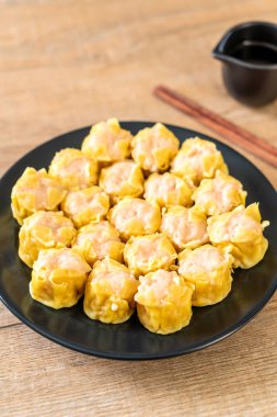 Karides Çince buğulanmış Dumpling sos ile