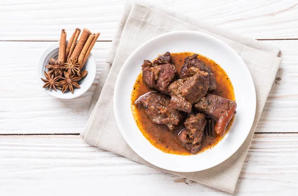 herb - Phuket Tayland geleneksel gıda tarzı ile domuz eti güveç