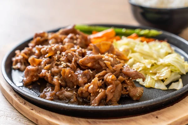 Irisan Daging Babi Steak Hot Plate Gaya Asia — Stok Foto