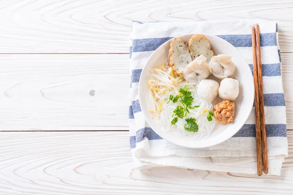 Noodles Fish Ball Soup Asian Food Style — Stock Photo, Image
