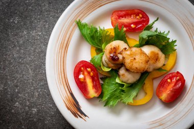 Sebzeli ızgara tarak shell