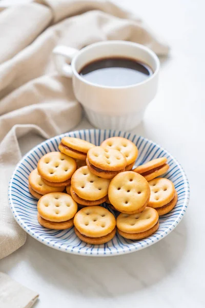 Galleta Coco Con Mermelada Piña — Foto de Stock