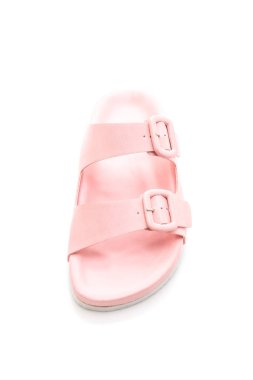 Kadınlar beyaz arka plan üzerinde izole sandalet deri