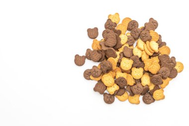 Beyaz arka plan üzerinde izole ayı bisküvi kraker