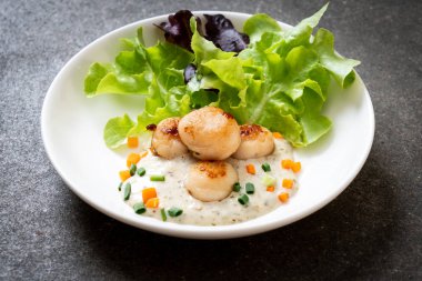 Sebzeli ızgara tarak shell