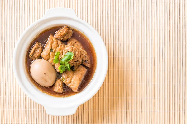 tatlı sos haşlanmış yumurta ile tofu kase