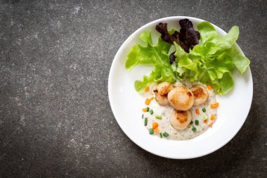 Sebzeli ızgara tarak shell