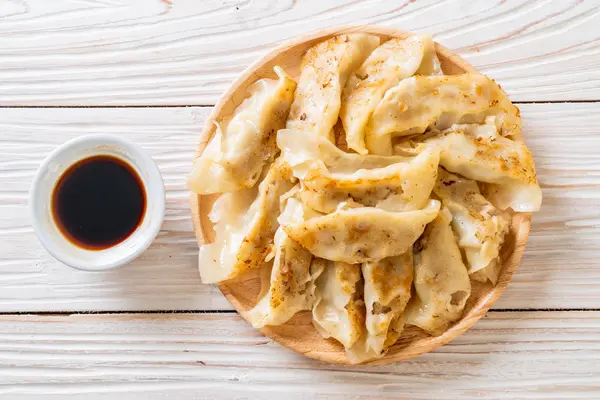 Aperitivo Japonés Gyoza Dumplings Con Salsa Soja —  Fotos de Stock