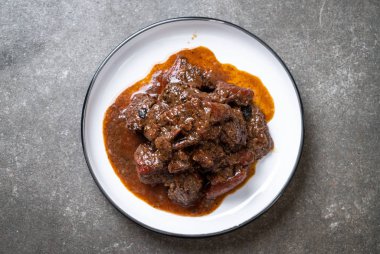 herb - Phuket Tayland geleneksel gıda tarzı ile domuz eti güveç