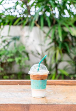 ahşap bar buzlu Espresso kahve