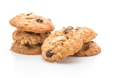 Kuru üzüm ve beyaz arka plan üzerinde izole kavrulmuş kaşu fındık ile tatlılar