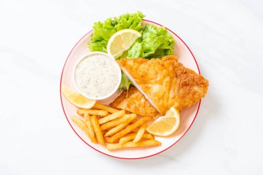 Balık ve cips - sağlıksız gıda
