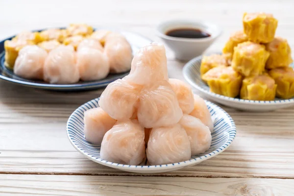 Çin karides pişmiş hamur tatlısı - Asya gıda tarzı