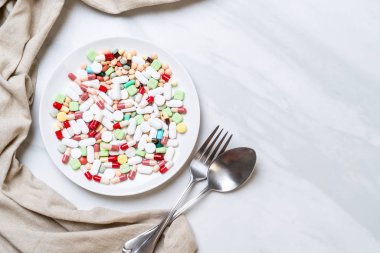 hap, ilaç, eczane, ilaç veya tıbbi plaka - healthycare kavramı üzerinde