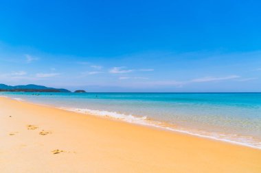 Güzel tropikal plaj ve deniz paradise Island - tatil tatil kavramı