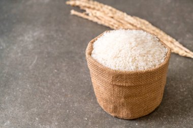 Beyaz ham Tay Yasemin pirinç