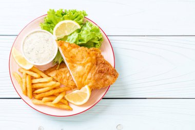 Balık ve cips - sağlıksız gıda