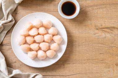 Çin karides pişmiş hamur tatlısı - Asya gıda tarzı