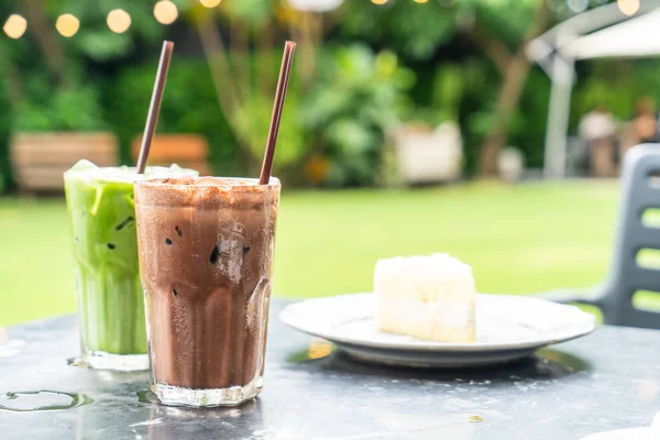 Frullato Cioccolato Freddo Verde Freddo Con Latte Ristorante Caffè — Foto Stock