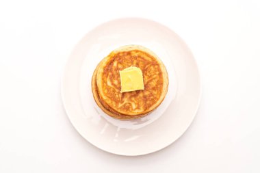 Beyaz backgorund izole tereyağlı gözleme