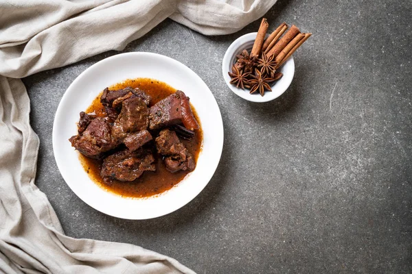 herb - Phuket Tayland geleneksel gıda tarzı ile domuz eti güveç