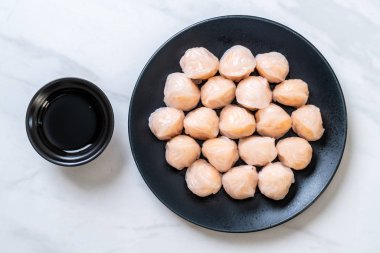 Çin karides pişmiş hamur tatlısı - Asya gıda tarzı