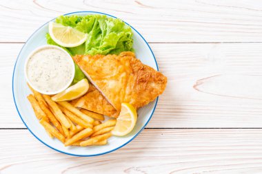 Balık ve cips - sağlıksız gıda