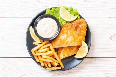 Balık ve cips - sağlıksız gıda