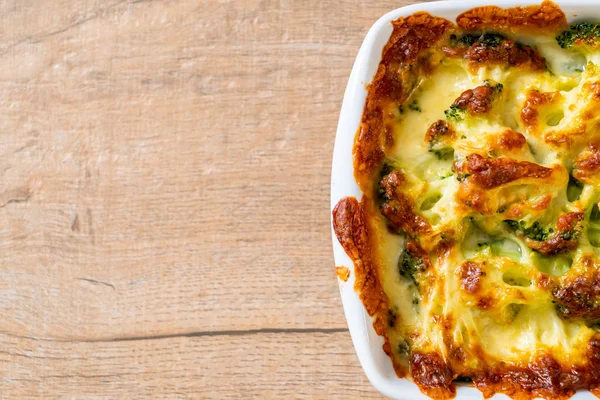 Baked Cauliflower Broccoli Gratin Cheese — Stock Photo, Image