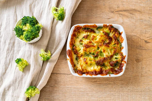 Couve Flor Assada Brócolis Gratinado Com Queijo — Fotografia de Stock