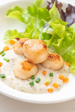 Sebzeli ızgara tarak shell