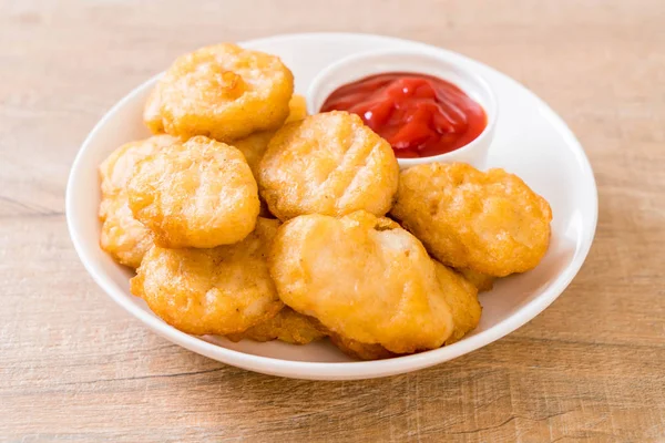 Chicken Nuggets Mit Sauce Ungesundes Essen — Stockfoto