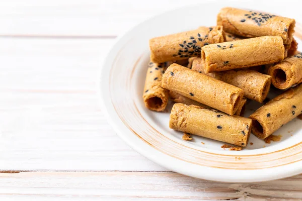 Taylandlı çıtır Hindistan cevizi roll - Tay tatlı snack