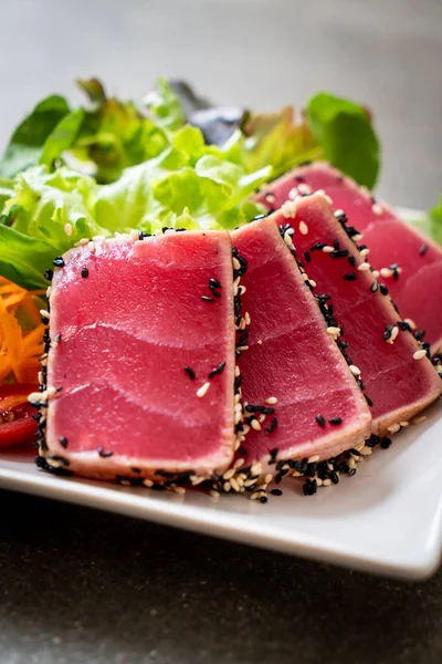 Atún Fresco Crudo Con Ensalada Verduras Alimentos Saludables —  Fotos de Stock