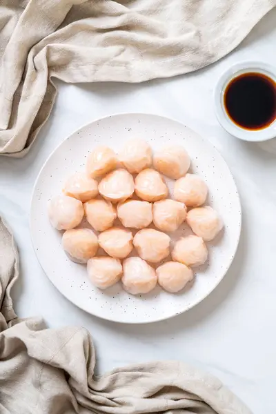 Çin karides pişmiş hamur tatlısı - Asya gıda tarzı