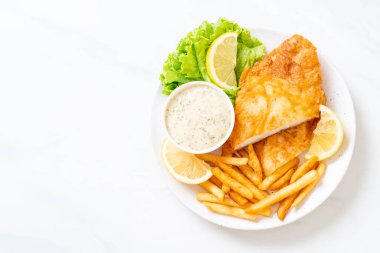 Balık ve cips - sağlıksız gıda