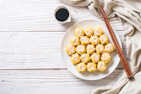 Karides Çince buğulanmış Dumpling sos ile