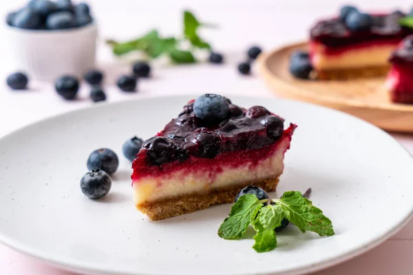 Pastel Casero Queso Arándano Sobre Fondo Madera — Foto de Stock