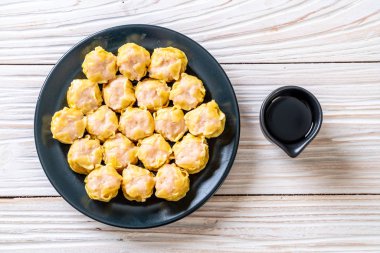 Karides Çince buğulanmış Dumpling sos ile