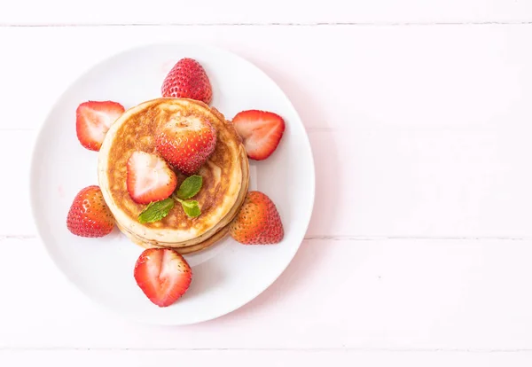 Souffle Pancake Fresh Strawberries — Stock Photo, Image